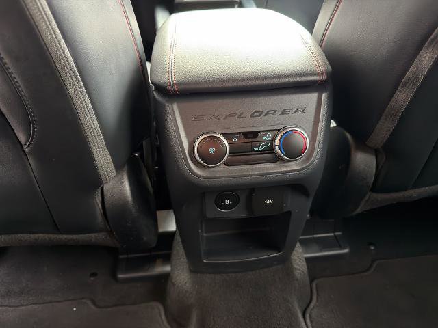 Certified 2025 Ford Explorer ST-Line w/ ST-Line Street Pack image 33