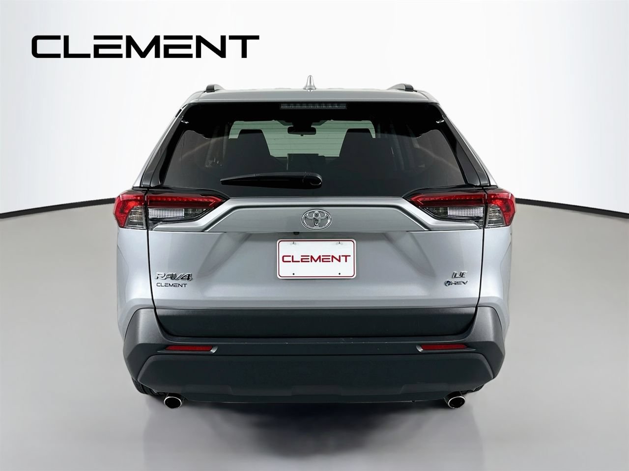 Used 2025 Toyota RAV4 LE AWD/4WD image 8
