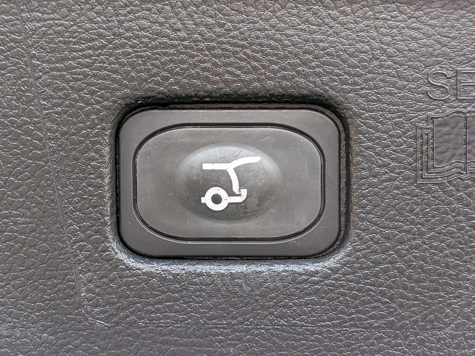 Certified 2024 Ford Edge SEL w/ Convenience Package image 15