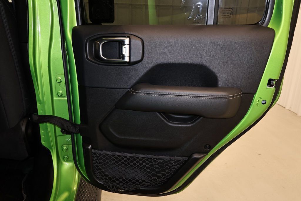 Used 2019 Jeep Wrangler Unlimited Sahara w/ Uconnect 4C Nav & Sound Group image 18