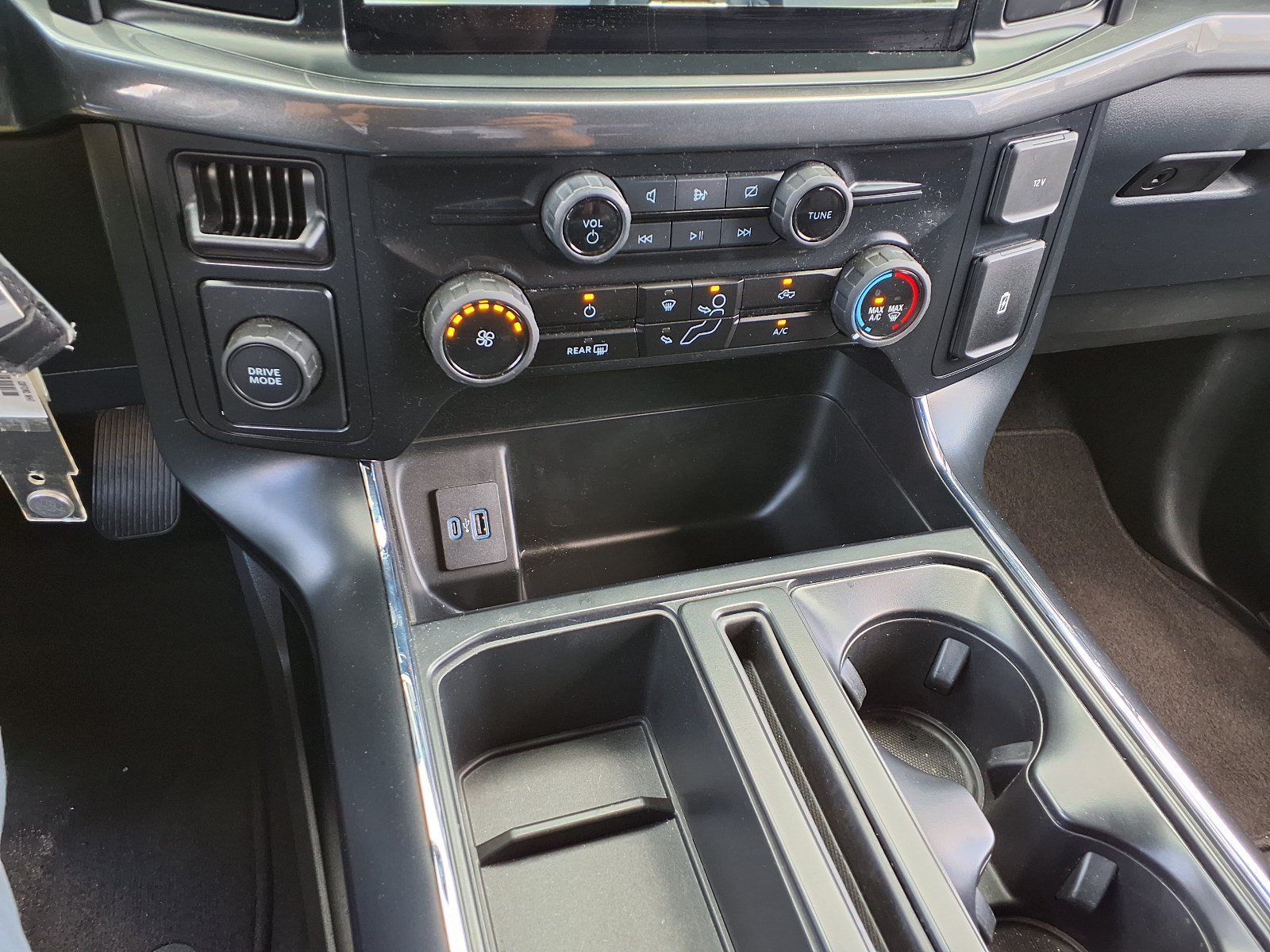 Certified 2024 Ford F150 STX RWD image 23