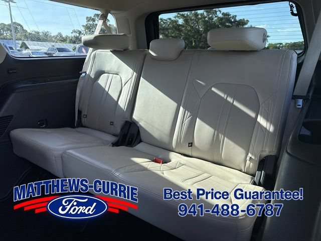 Certified 2023 Ford Expedition Max Platinum RWD image 13