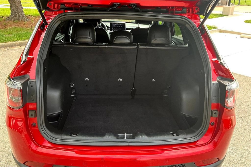 Used 2025 Jeep Compass Limited AWD/4WD image 7