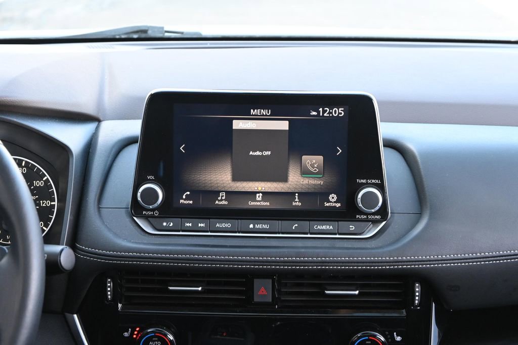 Used 2023 Nissan Rogue SL image 30