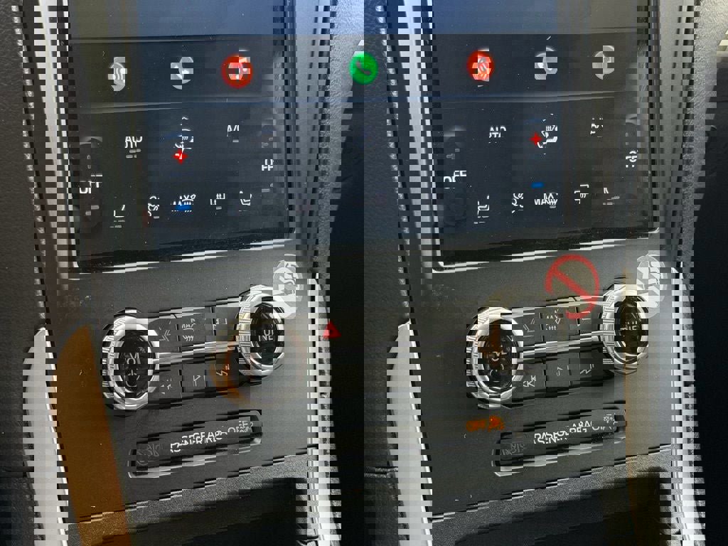 Certified 2023 Ford Edge SEL image 33