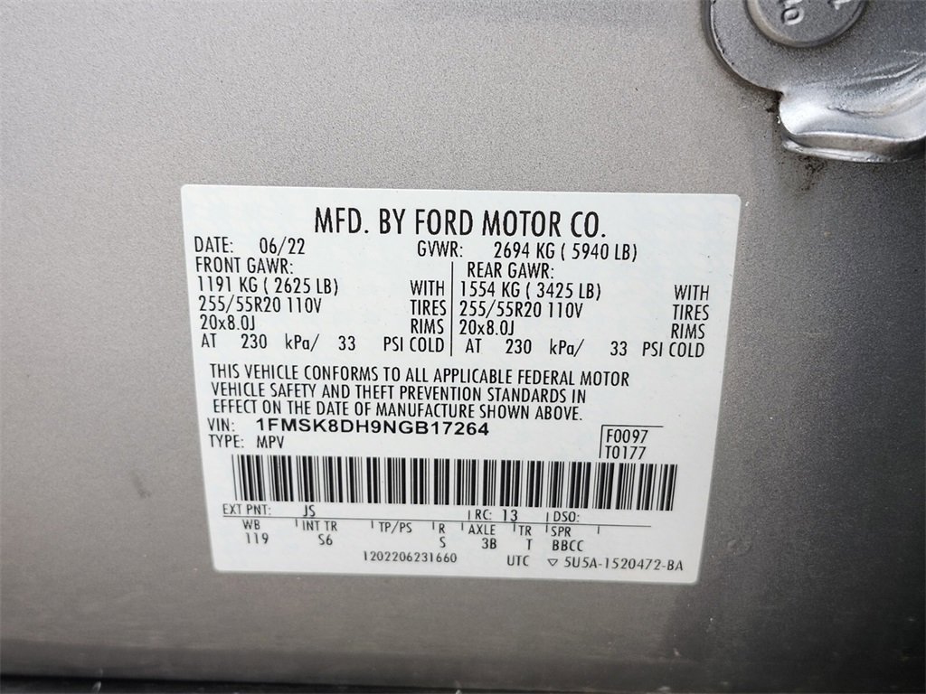 Certified 2022 Ford Explorer XLT w/ Equipment Group 202A image 33