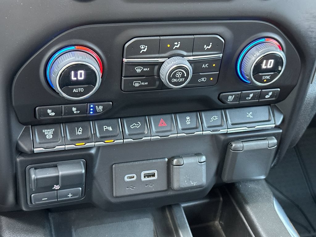 Used 2023 Chevrolet Silverado 2500 High Country AWD/4WD image 19