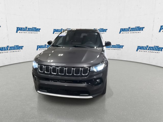 Used 2023 Jeep Compass Limited w/ Elite Group AWD/4WD image 5