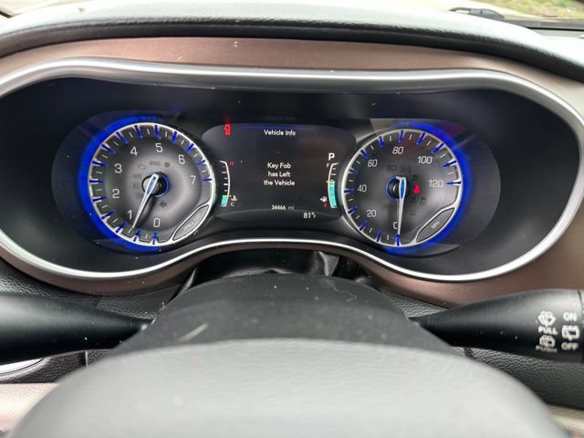 Used 2019 Chrysler Pacifica Touring-L Plus w/ Advanced Safetytec Group FWD image 35