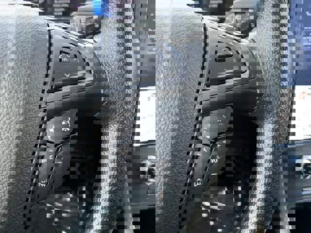 Certified 2022 Ford Edge SE image 19