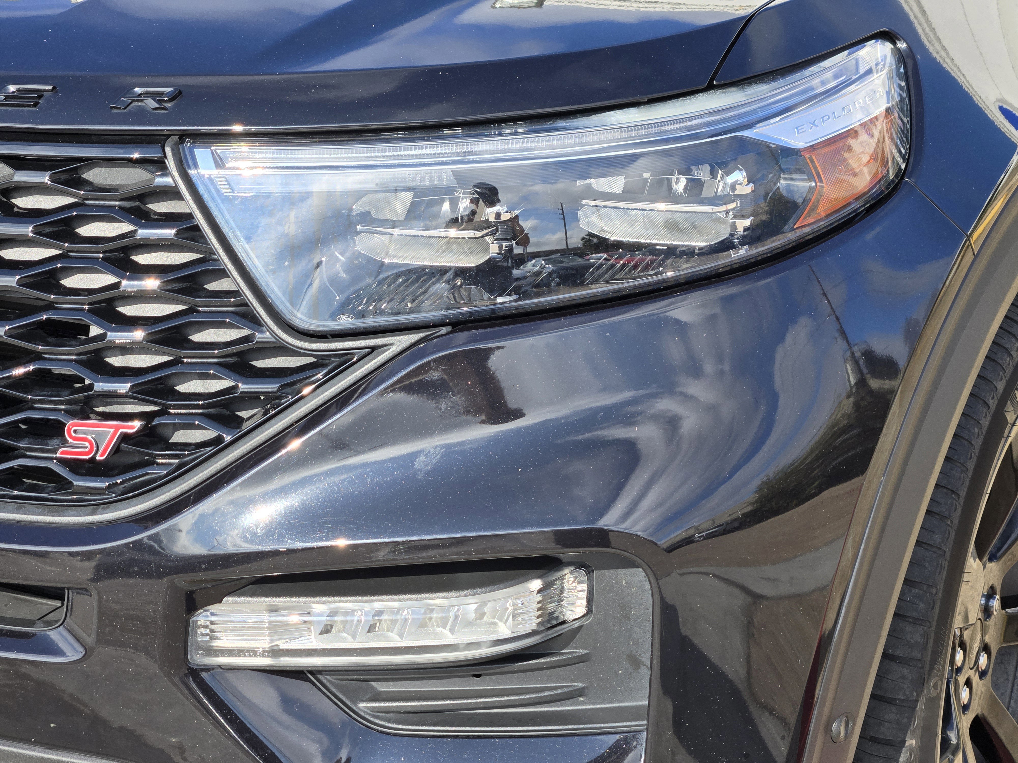 Certified 2021 Ford Explorer ST w/ Equipment Group 401A image 6