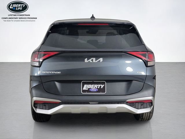 Used 2023 Kia Sportage LX AWD/4WD image 4