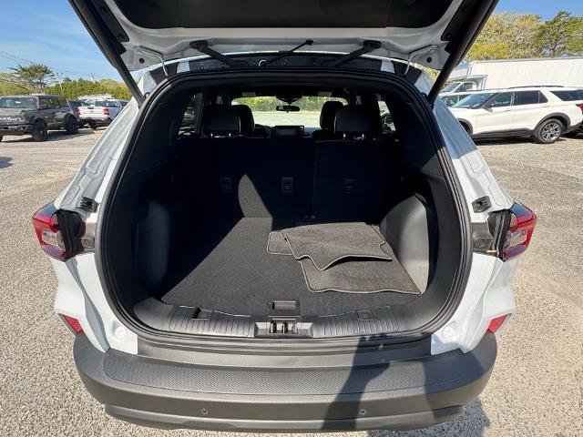 Certified 2025 Ford Escape ST-Line w/ Tech Pack #1 AWD/4WD image 7