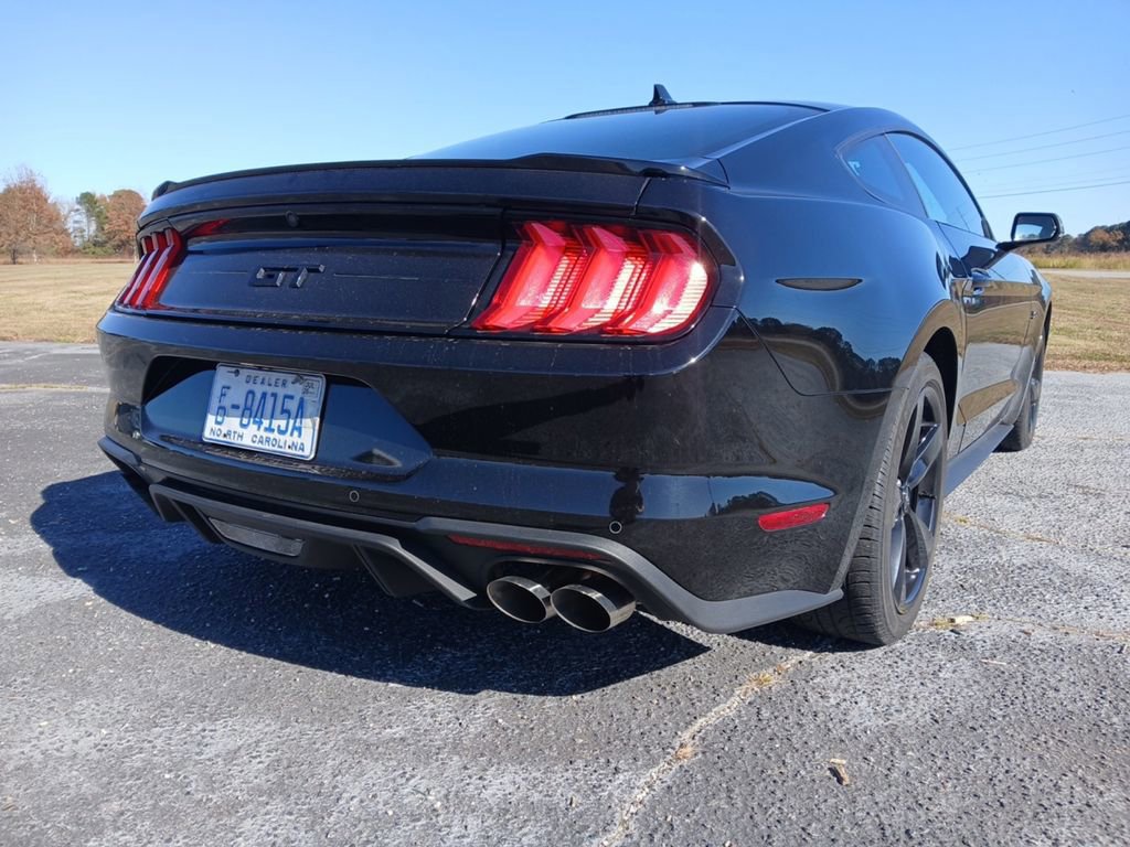 Certified 2022 Ford Mustang GT Premium w/ Equipment Group 401A image 6