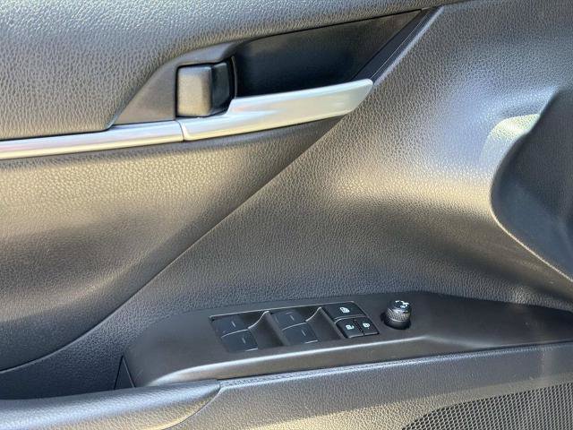Used 2024 Toyota Camry SE FWD image 23