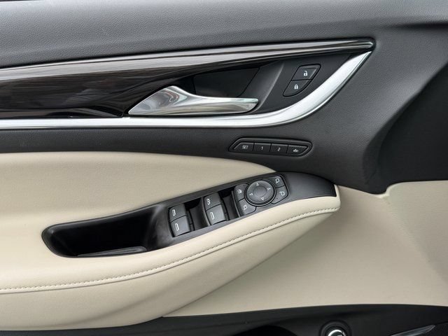 Used 2018 Buick Enclave Premium w/ Trailering Package AWD/4WD image 25