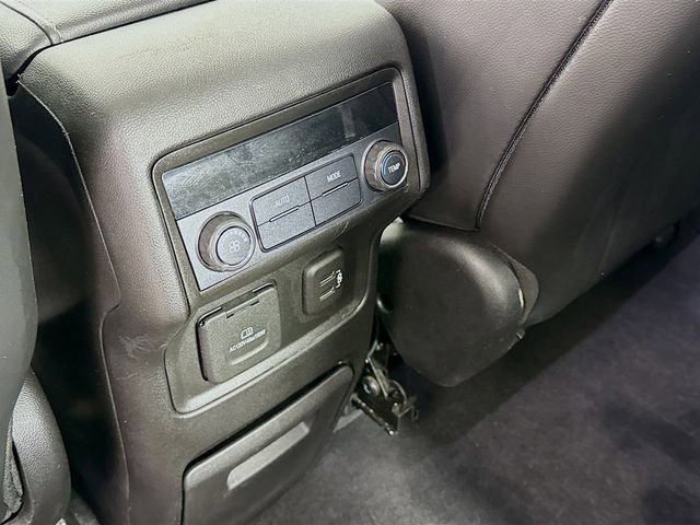 Used 2019 GMC Acadia SLT image 27