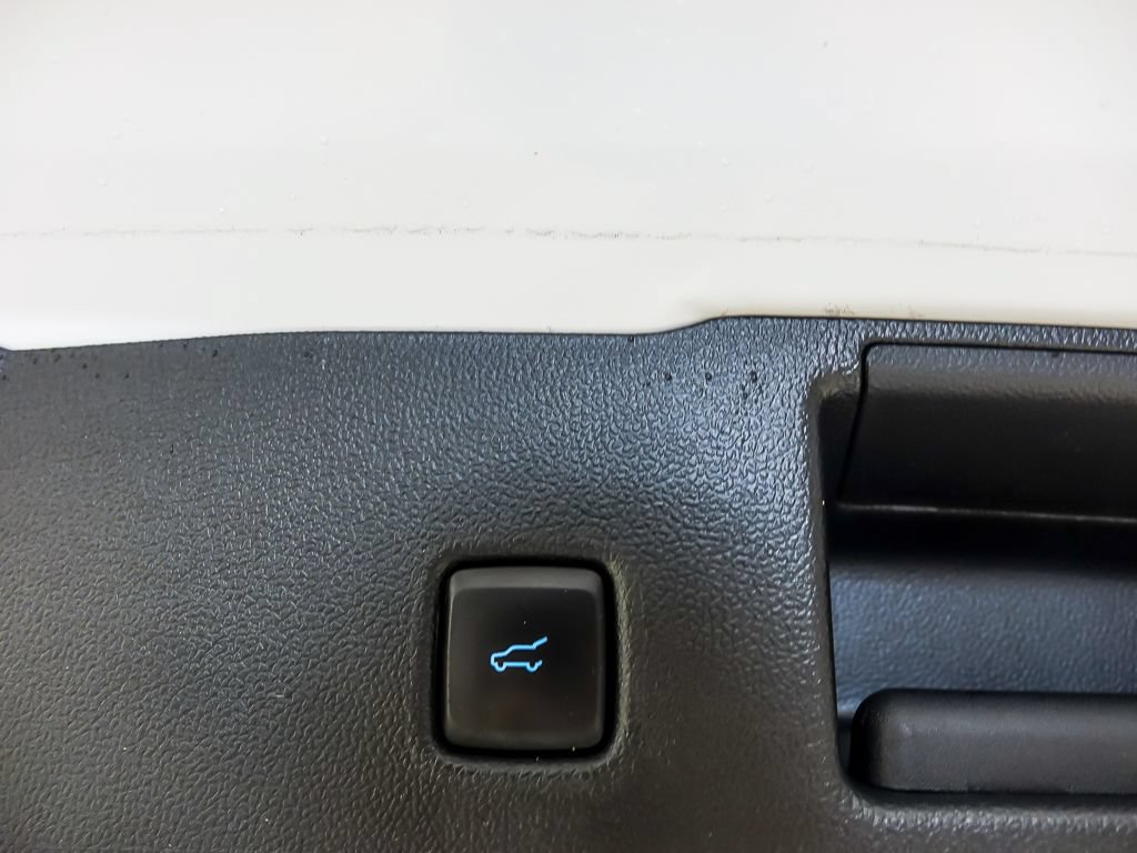 Certified 2022 Ford Escape SEL AWD/4WD image 23