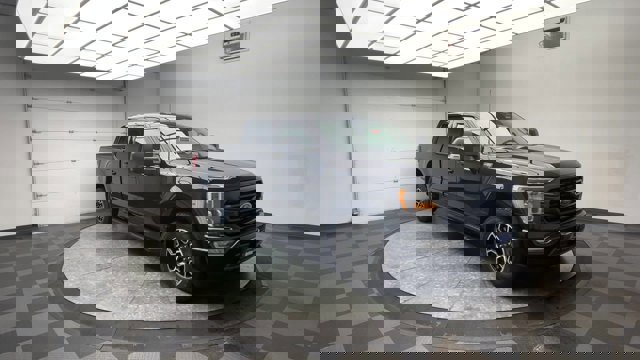 Certified 2022 Ford F150 XLT w/ Equipment Group 302A High image 8