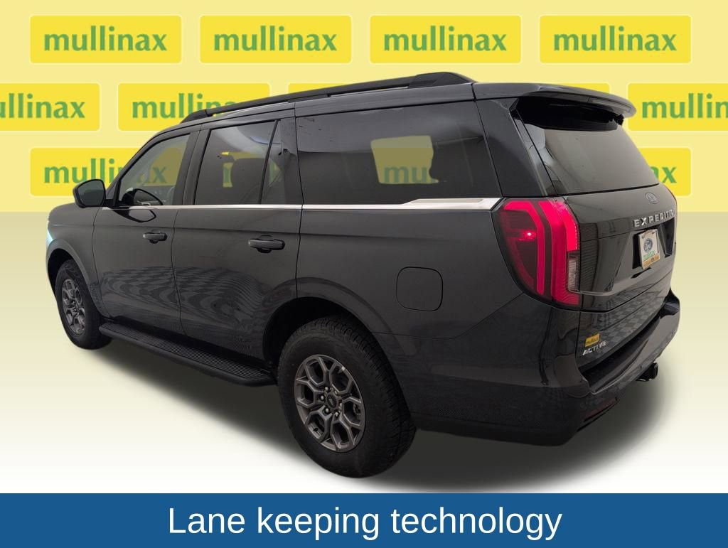 Certified 2025 Ford Expedition Active image 8