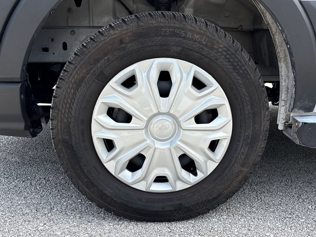 Certified 2025 Ford Transit 250 Low Roof w/ Exterior Upgrade Package RWD image 15
