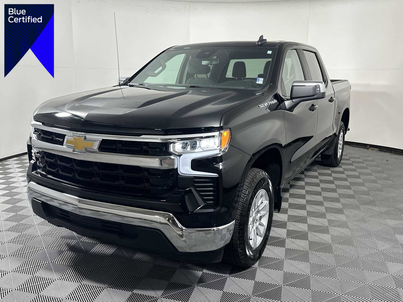 Used 2025 Chevrolet Silverado 1500 LT