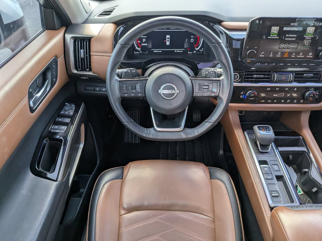 Used 2024 Nissan Pathfinder Platinum w/ Black Appearance Package FWD image 16
