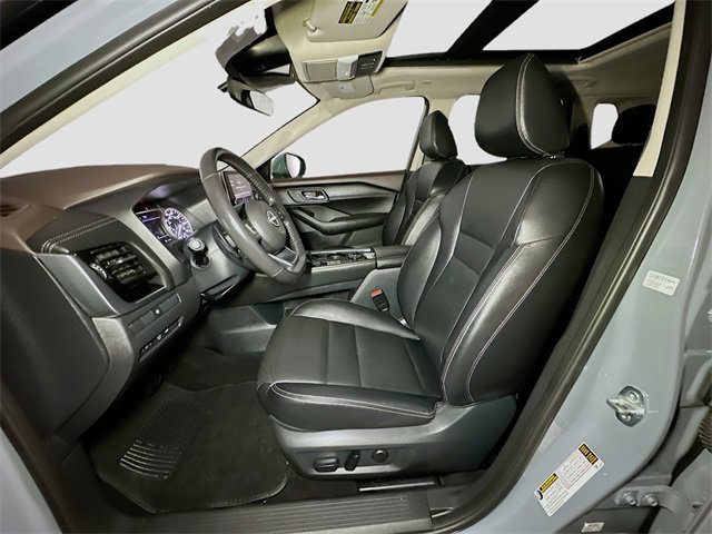 Used 2023 Nissan Rogue SL image 17