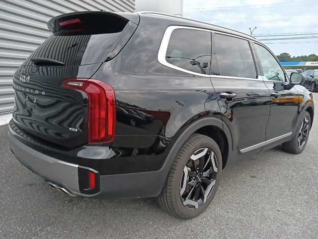 Used 2025 Kia Telluride S AWD/4WD image 3
