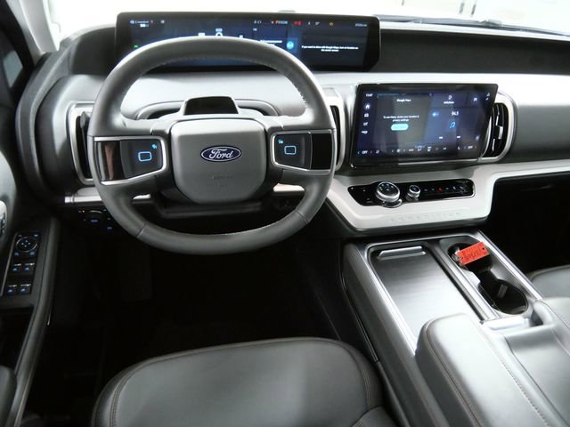 Certified 2025 Ford Expedition Max Active AWD/4WD image 4