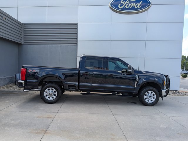 Certified 2024 Ford F250 XLT w/ FX4 Off-Road Package AWD/4WD image 3