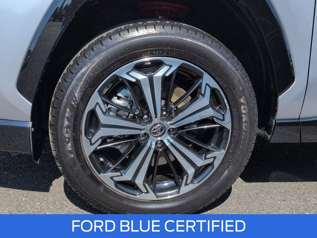 Used 2021 Toyota RAV4 XSE w/ Premium Package AWD/4WD image 32