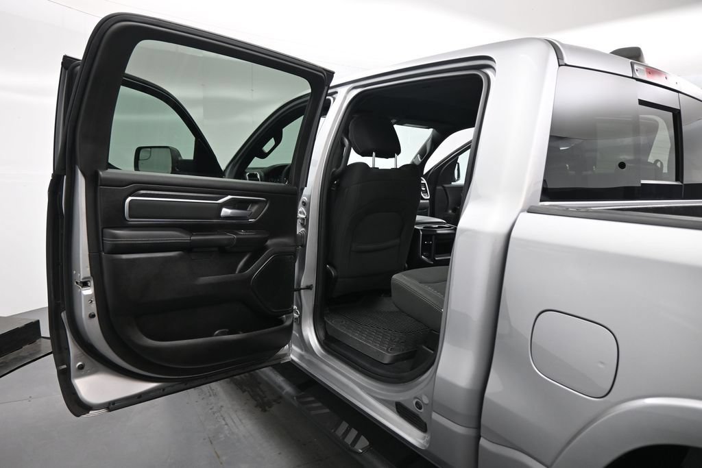 Used 2025 RAM 1500 Big Horn RWD image 16