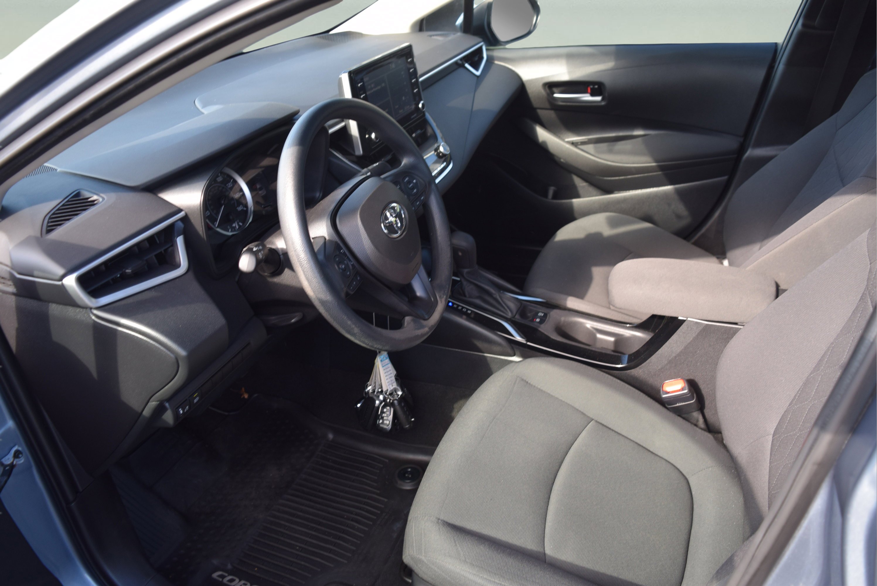 Used 2021 Toyota Corolla LE FWD image 9