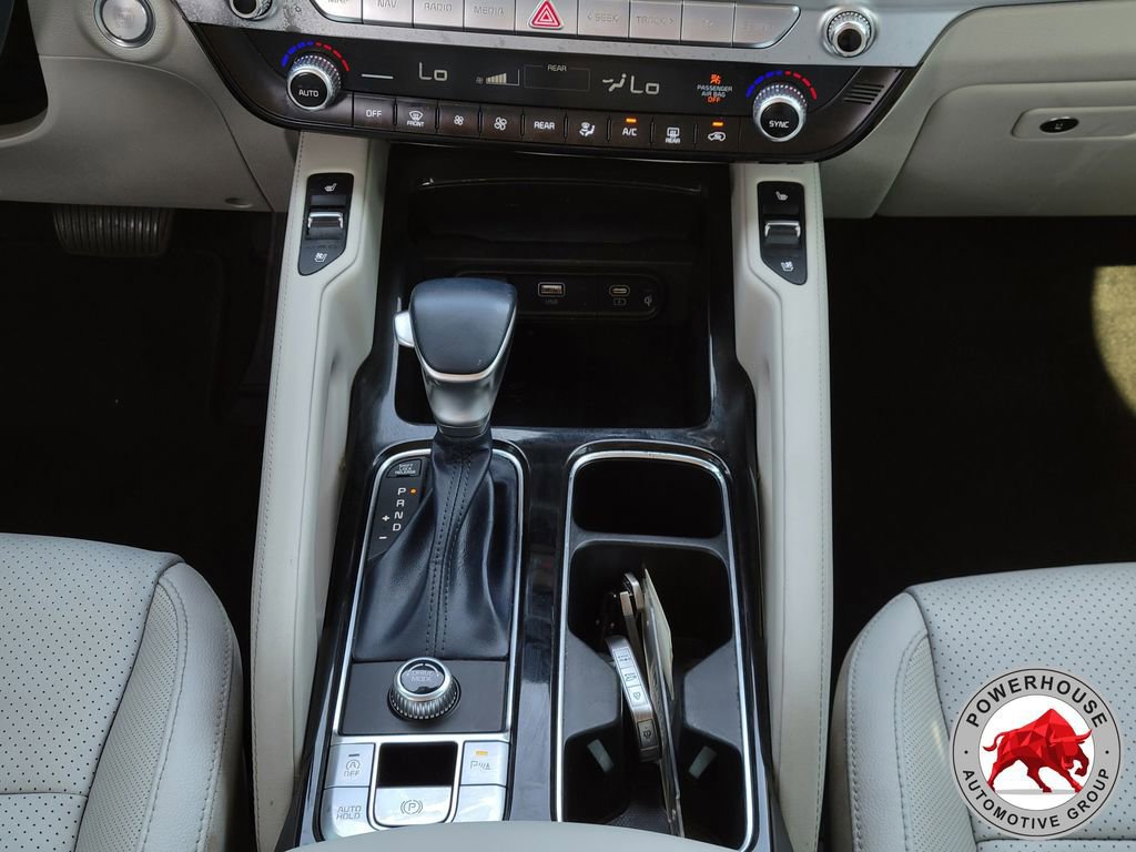 Used 2024 Kia Telluride EX w/ EX Captain's Chair Package image 25