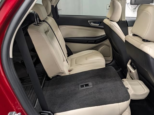 Certified 2022 Ford Edge Titanium w/ Equipment Group 301A AWD/4WD image 38