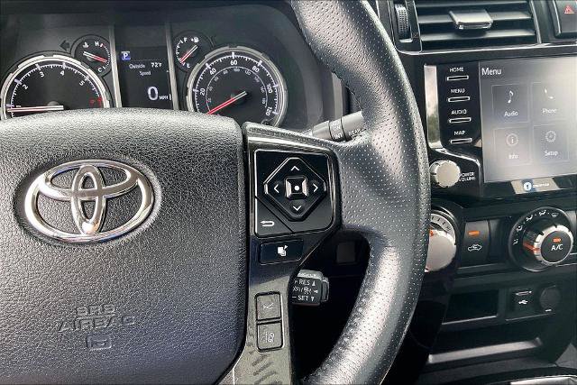 Used 2022 Toyota 4Runner TRD Off-Road AWD/4WD image 19