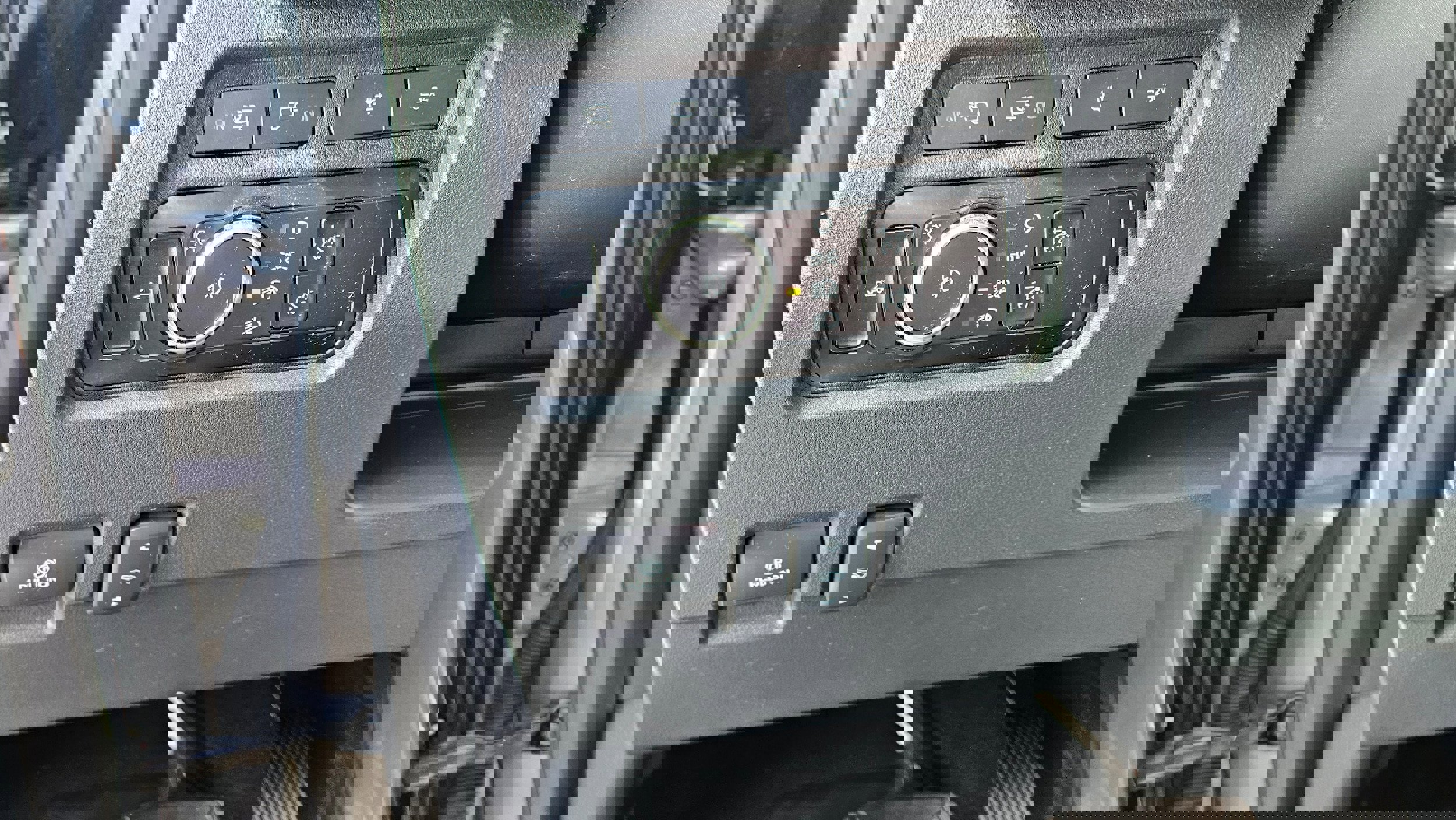 Certified 2024 Ford F350 Lariat image 17