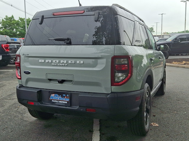 Certified 2022 Ford Bronco Sport Outer Banks AWD/4WD image 9