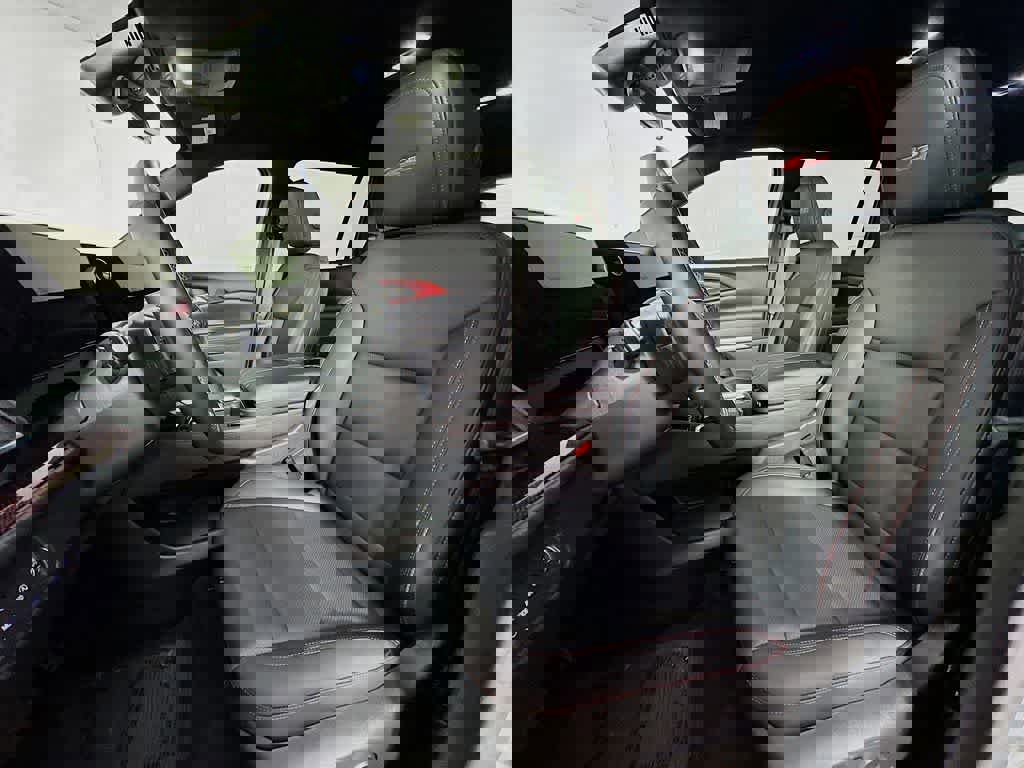 Used 2025 Chevrolet Traverse Z71 image 15