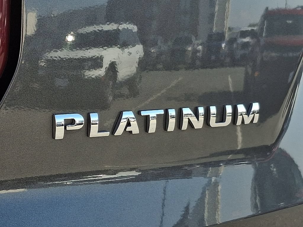 Certified 2018 Ford Explorer Platinum AWD/4WD image 35