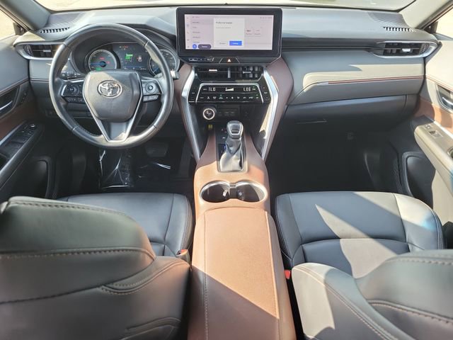 Used 2023 Toyota Venza XLE AWD/4WD image 10