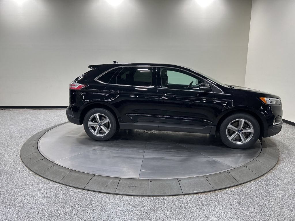Certified 2019 Ford Edge SEL AWD/4WD image 6