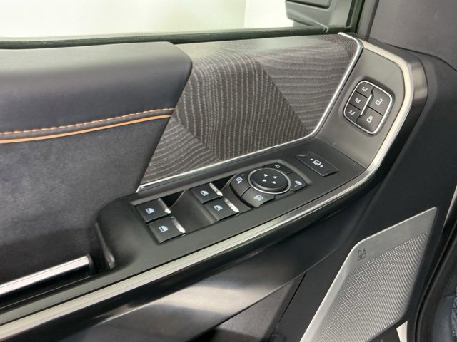 Certified 2024 Ford F350 Platinum image 18