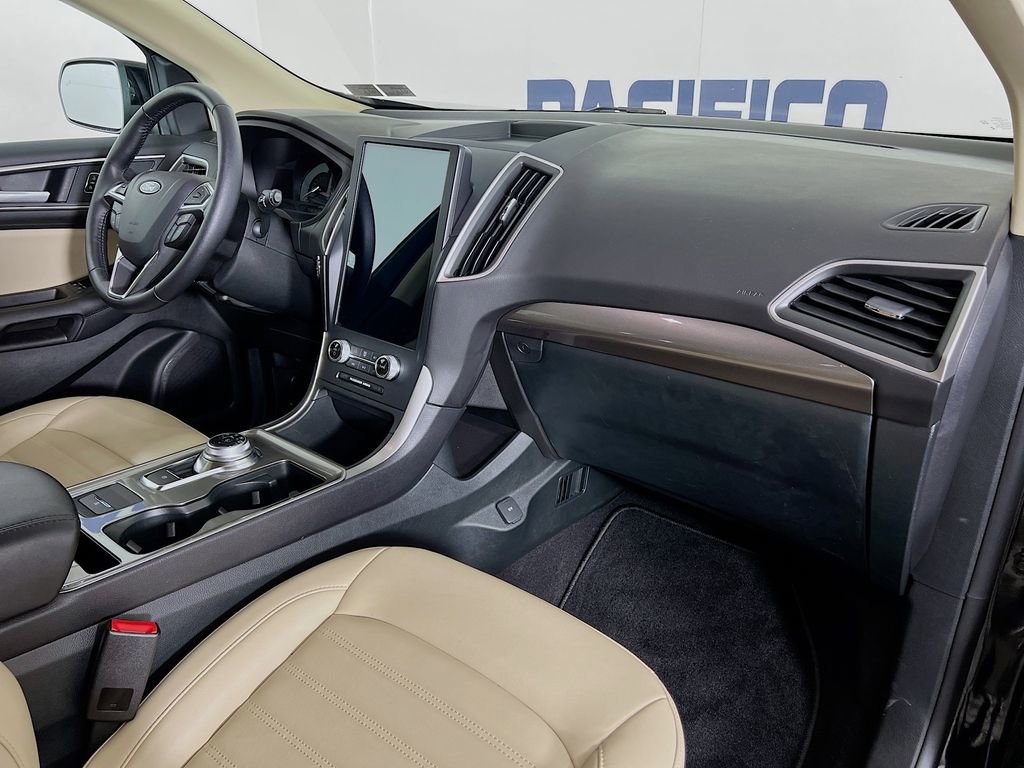 Certified 2024 Ford Edge SEL AWD/4WD image 33