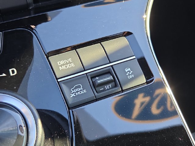 Used 2024 Subaru Solterra AWD/4WD image 22