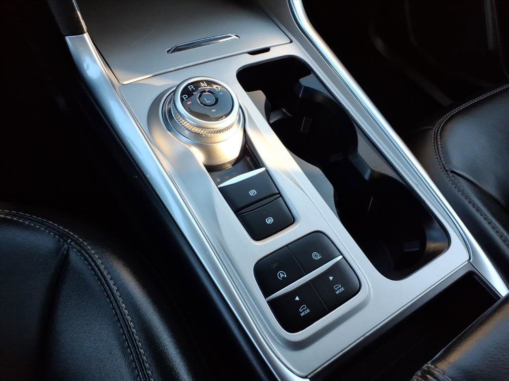 Certified 2024 Ford Explorer XLT w/ Equipment Group 202A image 20