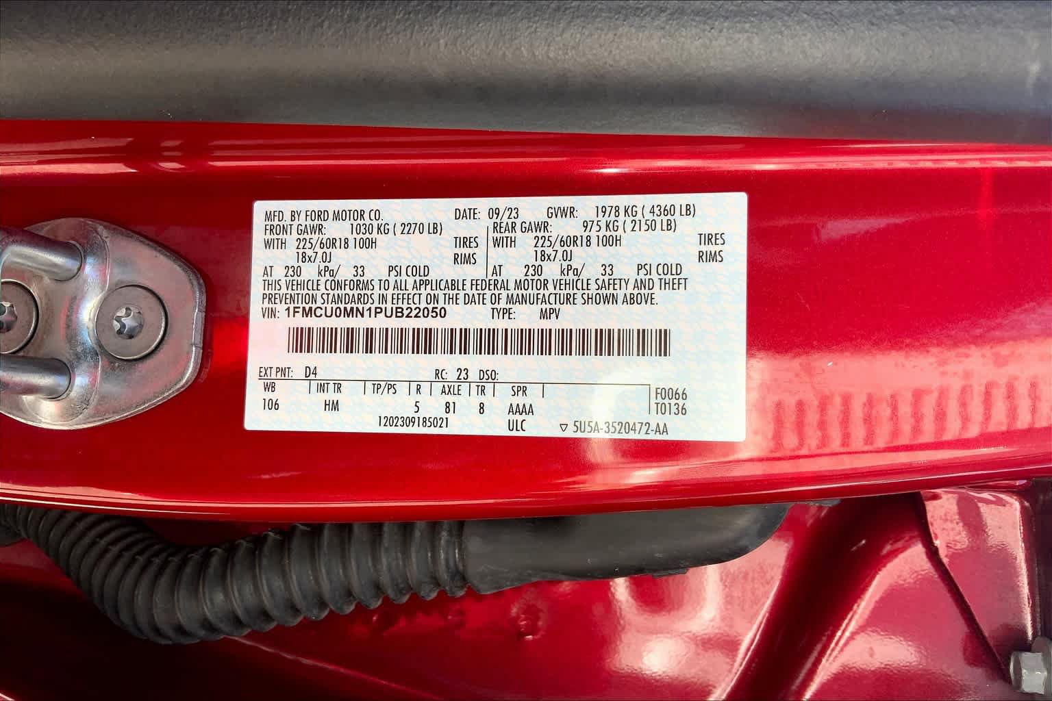 Certified 2023 Ford Escape ST-Line w/ Tech Pack #1 FWD image 33