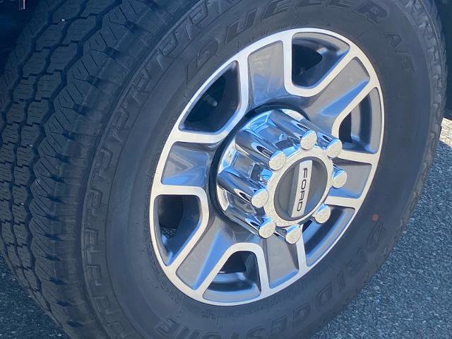 Certified 2023 Ford F350 Lariat w/ FX4 Off-Road Package AWD/4WD image 28