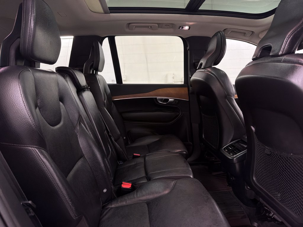 Used 2022 Volvo XC90 T6 Momentum w/ Advanced Package AWD/4WD image 31